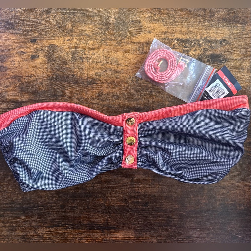 New Tommy Hilfiger Bandeau Swim Bikini Top Size XS Underwire Red Blue